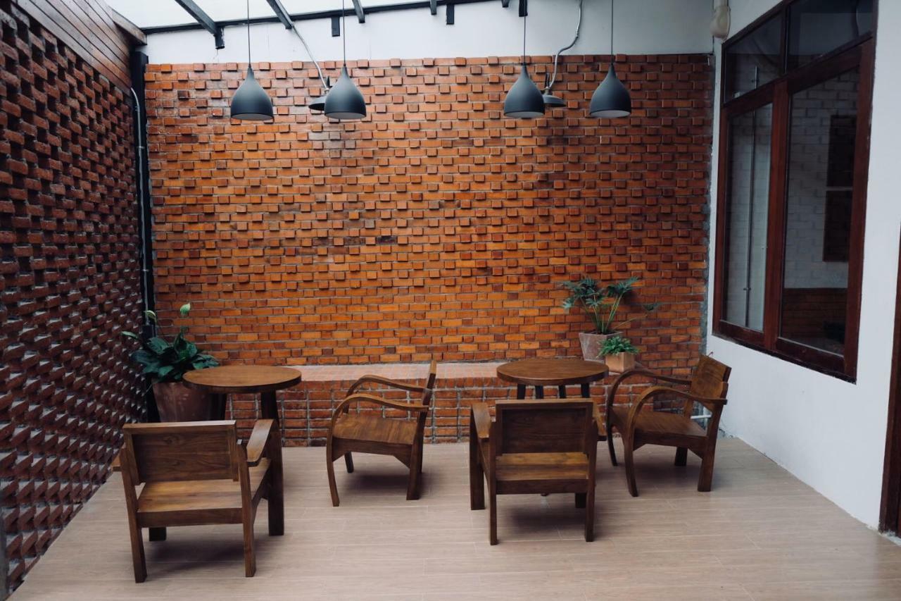 Slee Hostel Chiangmai (Adults Only) 치앙마이 외부 사진