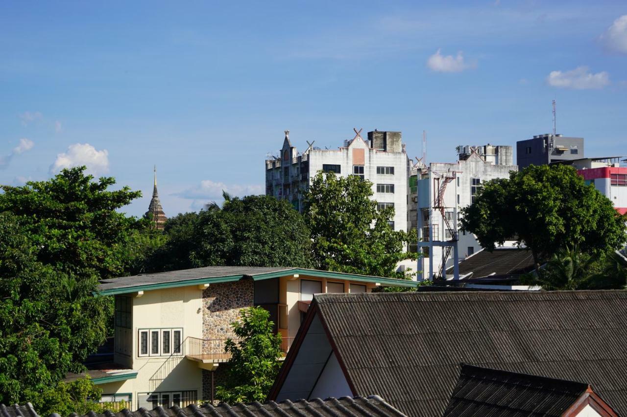 Slee Hostel Chiangmai (Adults Only) 치앙마이 외부 사진